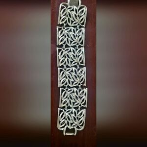 Coro Silver Leaf Bracelet
